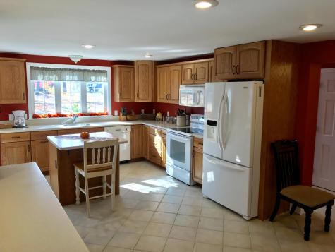 4 Woodside Drive Lewiston ME 04240