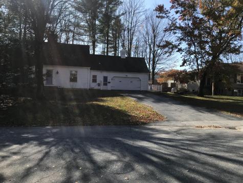 4 Woodside Drive Lewiston ME 04240