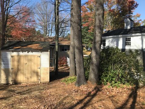 4 Woodside Drive Lewiston ME 04240