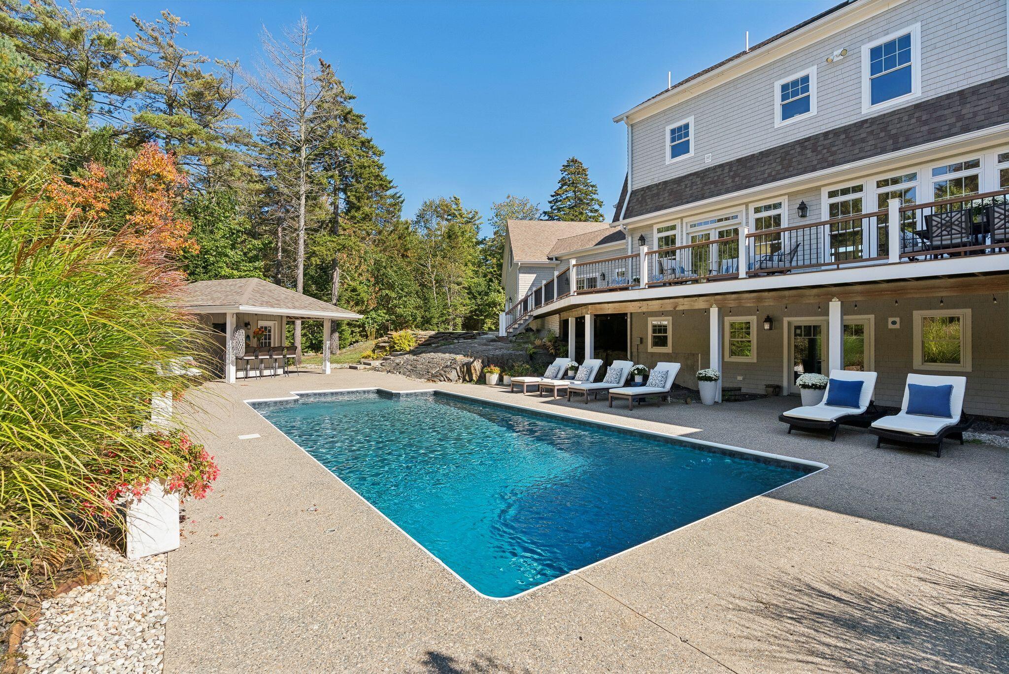 4 Cole Farm Drive Scarborough ME 04074
