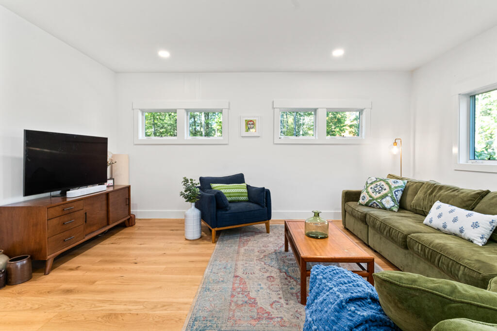 144 Moody Road Brunswick ME 04011