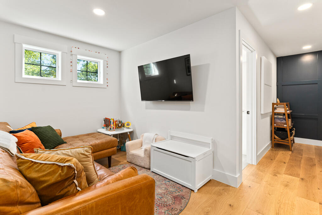 144 Moody Road Brunswick ME 04011