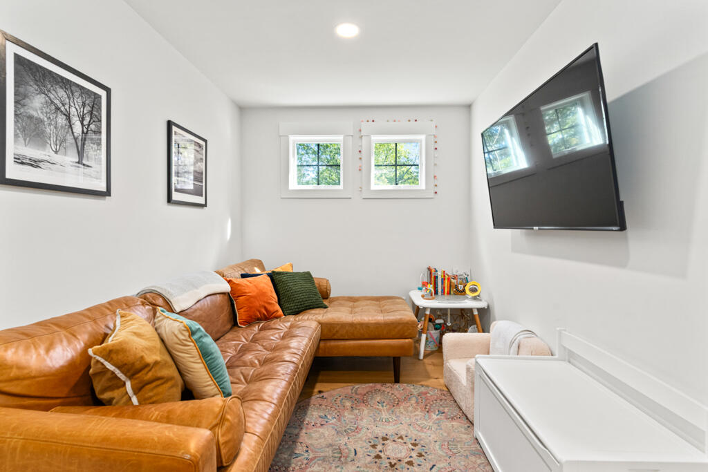 144 Moody Road Brunswick ME 04011