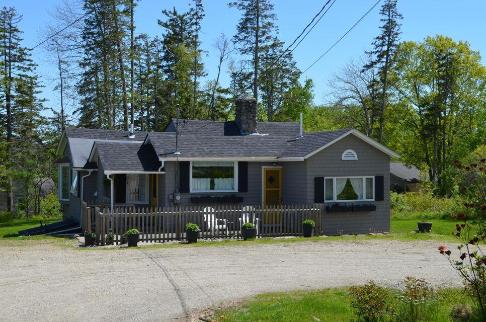 91 & 93 Battle Avenue Castine, ME