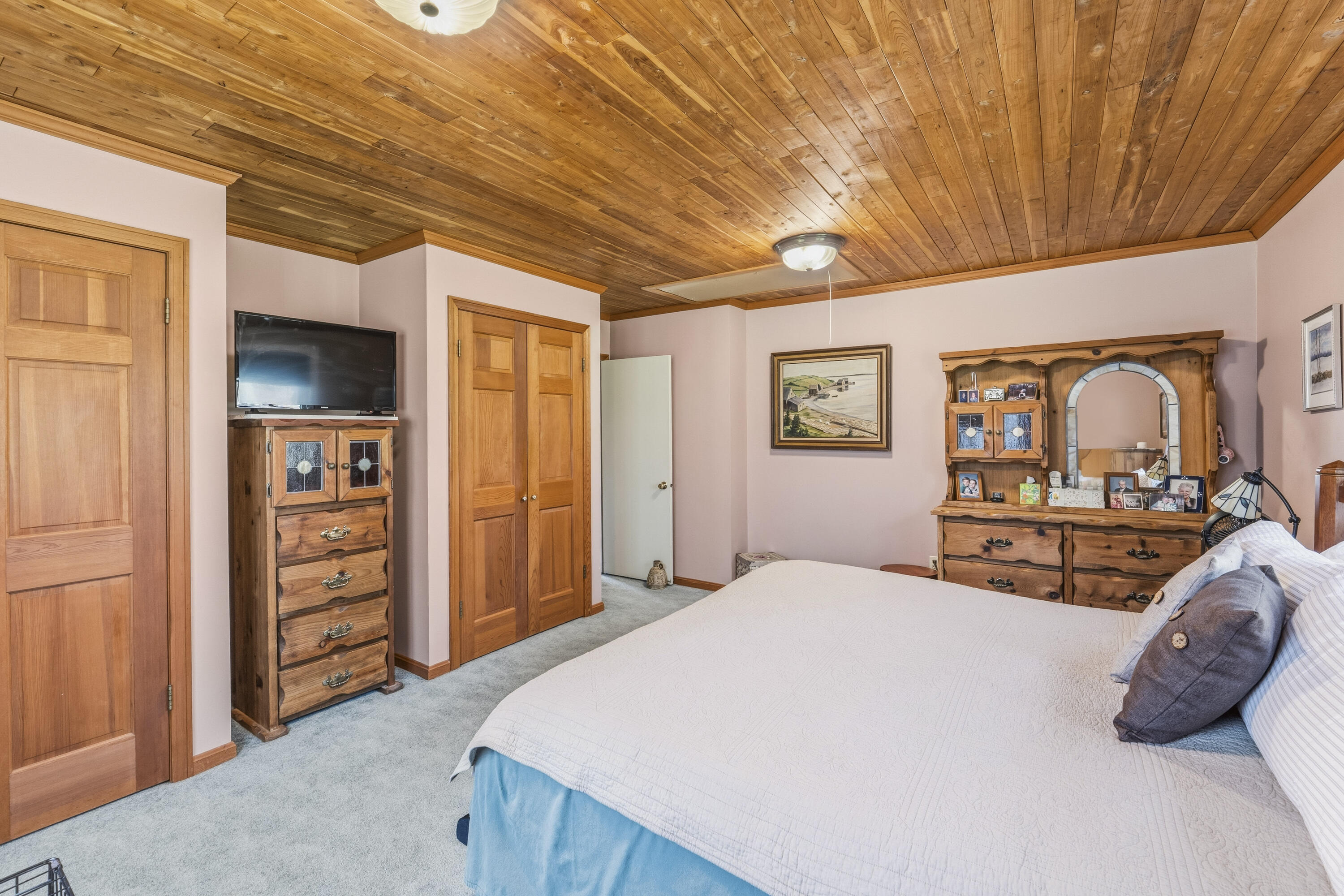 186 Clay Hill Road York ME 03902
