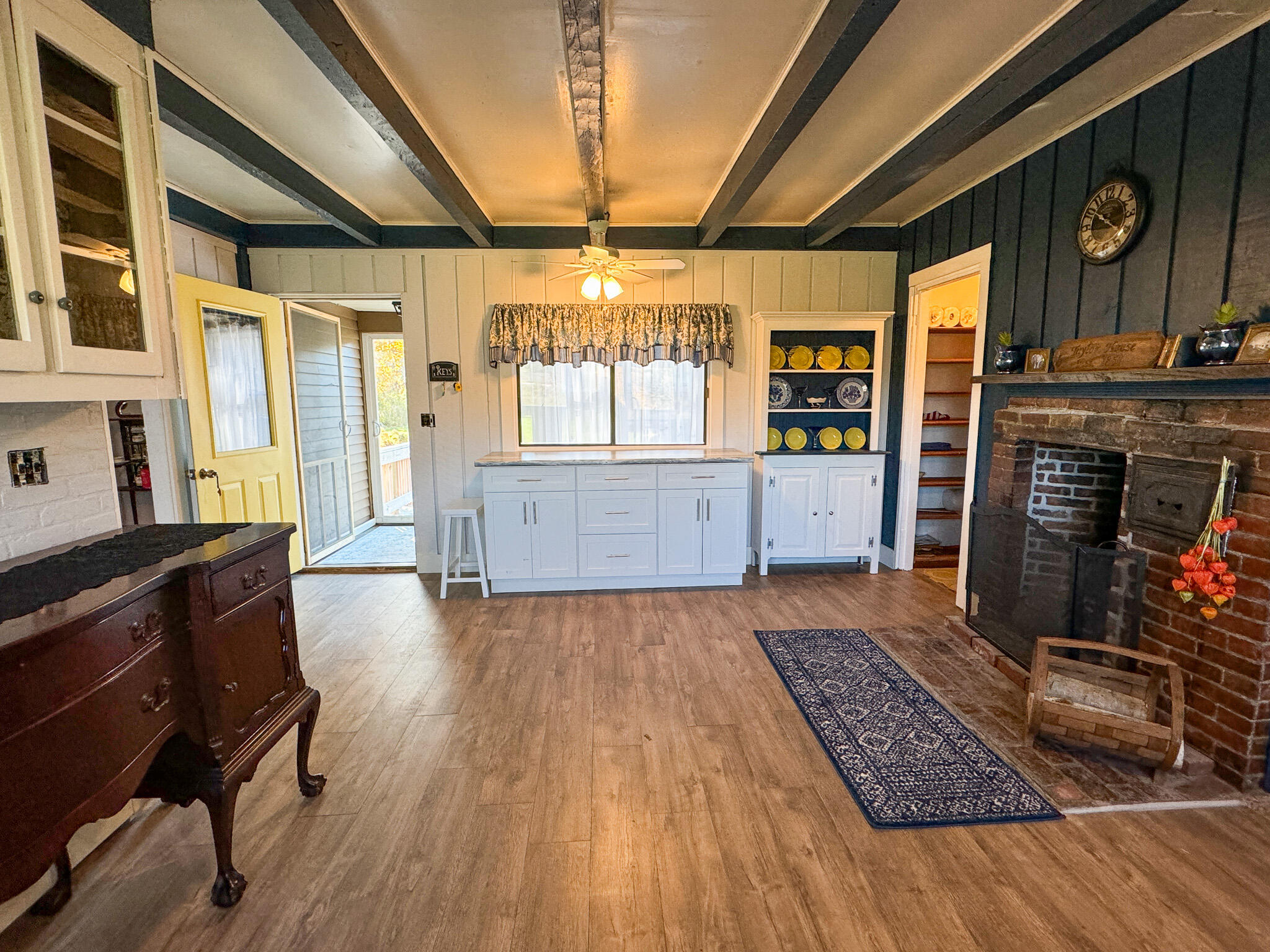 9 Main Road Burlington ME 04417