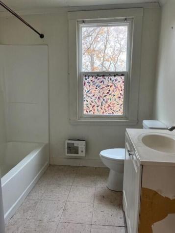 256 King Street Oxford ME 04270