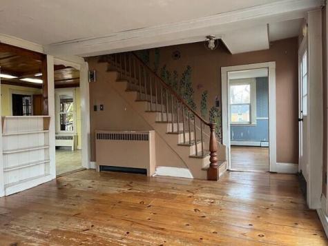 256 King Street Oxford ME 04270