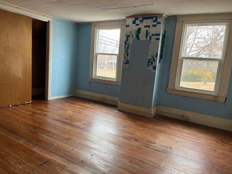 256 King Street Oxford ME 04270