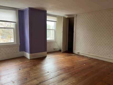 256 King Street Oxford ME 04270