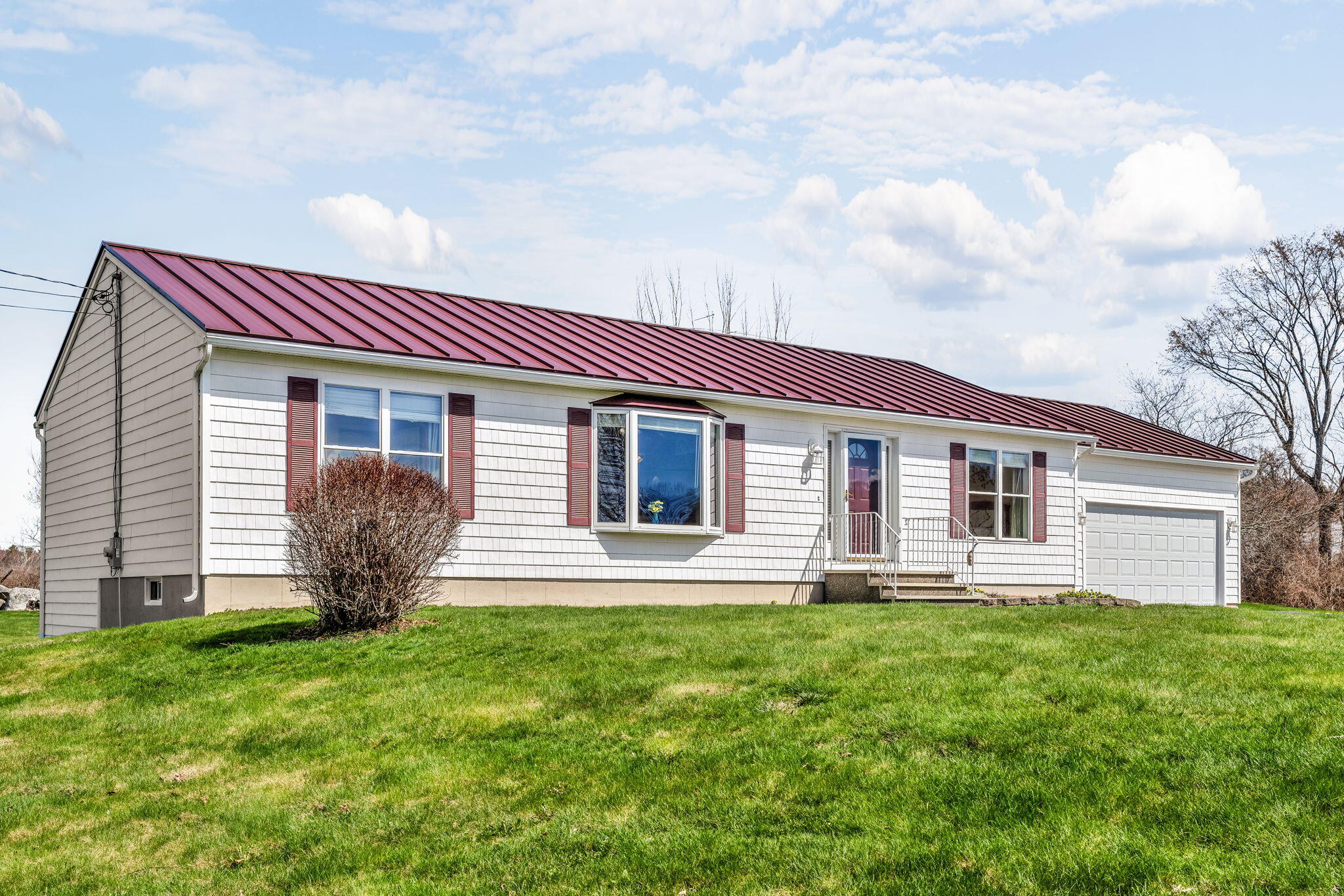 692 River Road Greene ME 04236