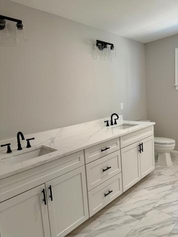 1 Cassidy Way York ME 03902