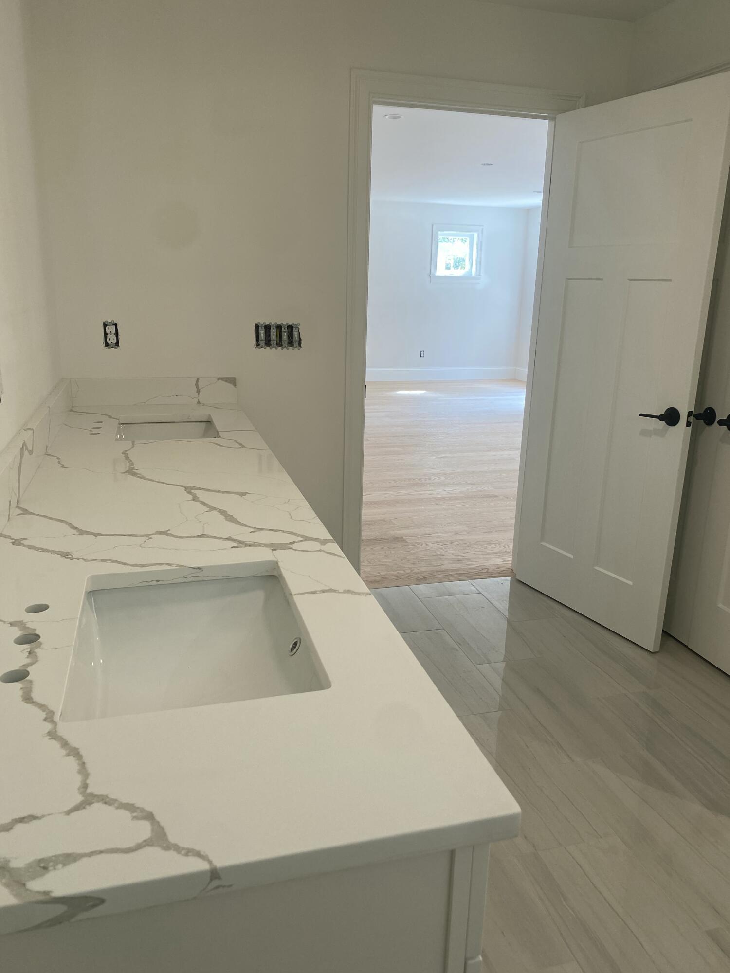 1 Cassidy Way York ME 03902