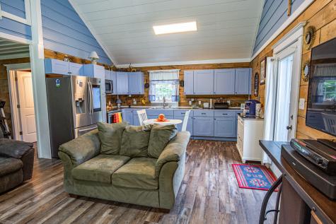 1467 Pushaw Road Glenburn ME 04401