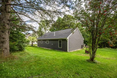1467 Pushaw Road Glenburn ME 04401