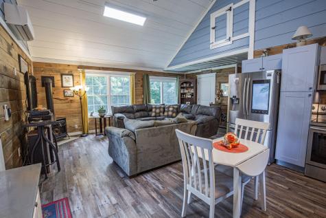 1467 Pushaw Road Glenburn ME 04401