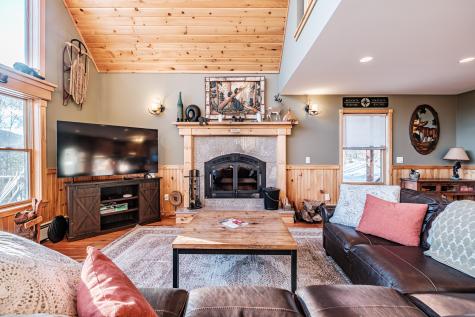 59 Douglass Road Newry ME 04261