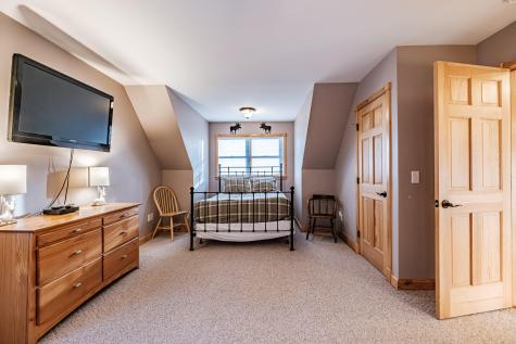 59 Douglass Road Newry ME 04261