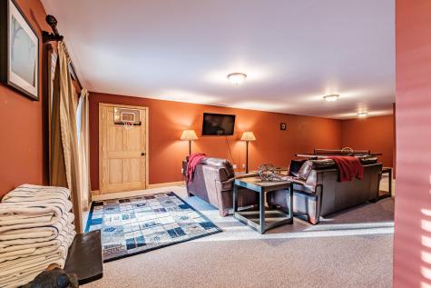 59 Douglass Road Newry ME 04261