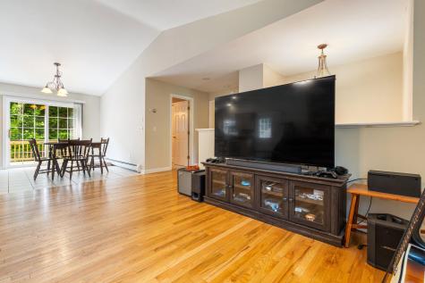 21 Seth's Way West Gardiner ME 04345