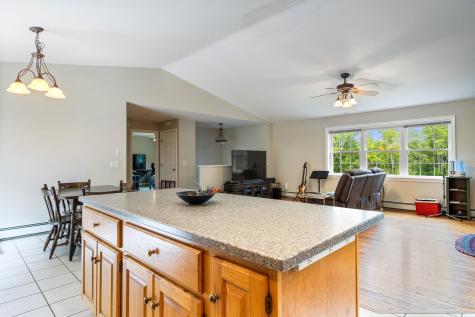 21 Seth's Way West Gardiner ME 04345