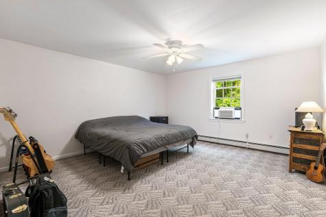 21 Seth's Way West Gardiner ME 04345