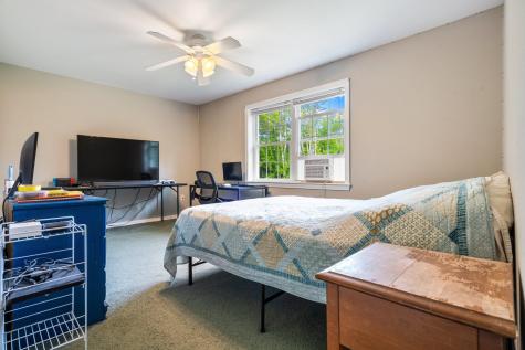 21 Seth's Way West Gardiner ME 04345