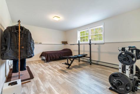 21 Seth's Way West Gardiner ME 04345