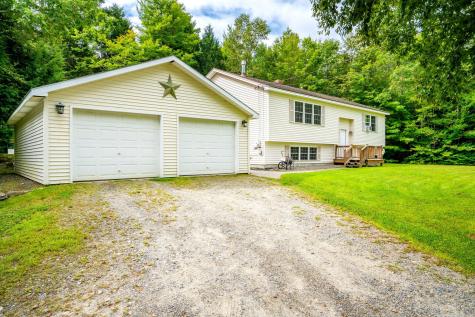 21 Seth's Way West Gardiner ME 04345