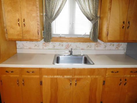 7 Joy Street Sanford ME 04083