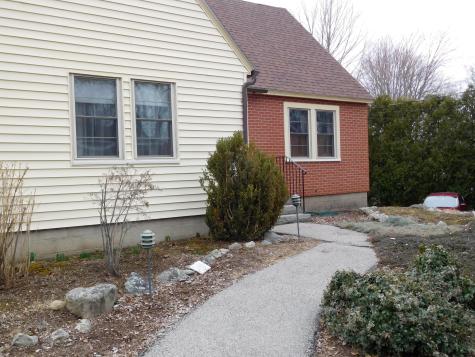 7 Joy Street Sanford ME 04083