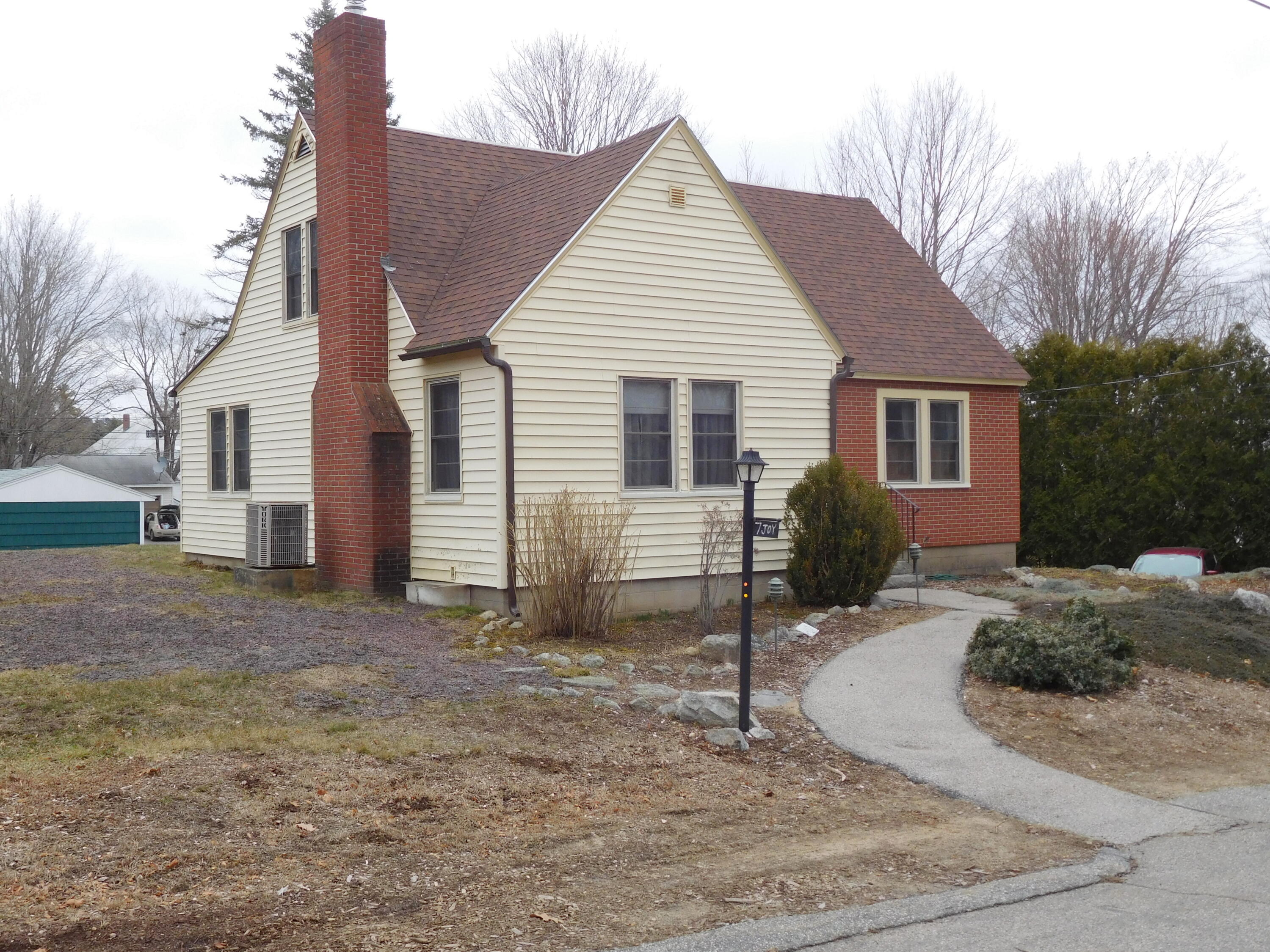 7 Joy Street Sanford ME 04083