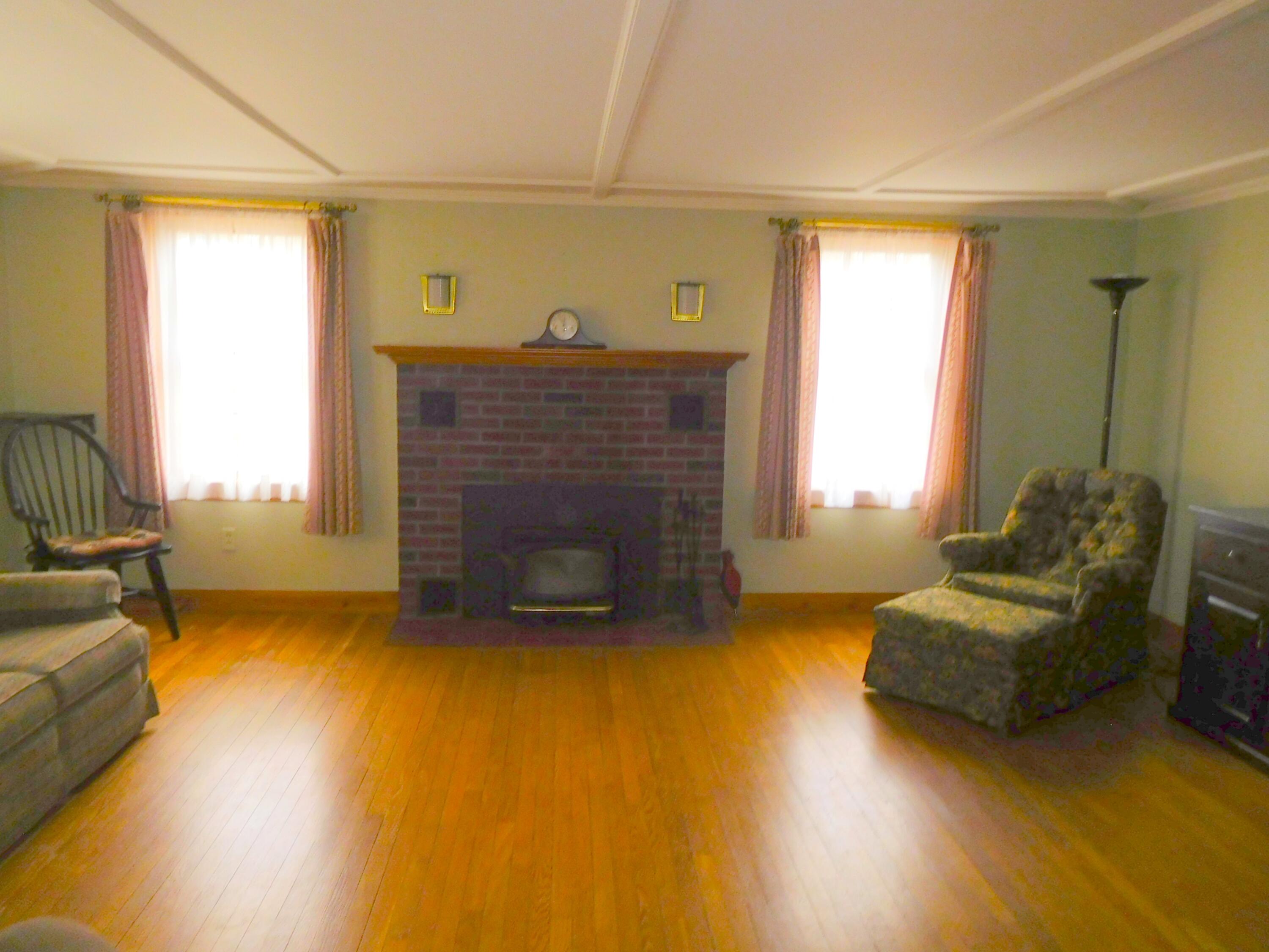 7 Joy Street Sanford ME 04083