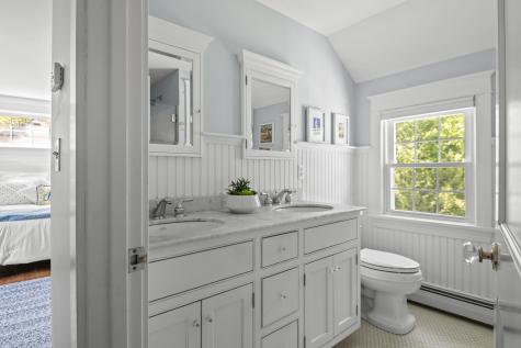 19 Rocky Hill Road Cape Elizabeth ME 04107