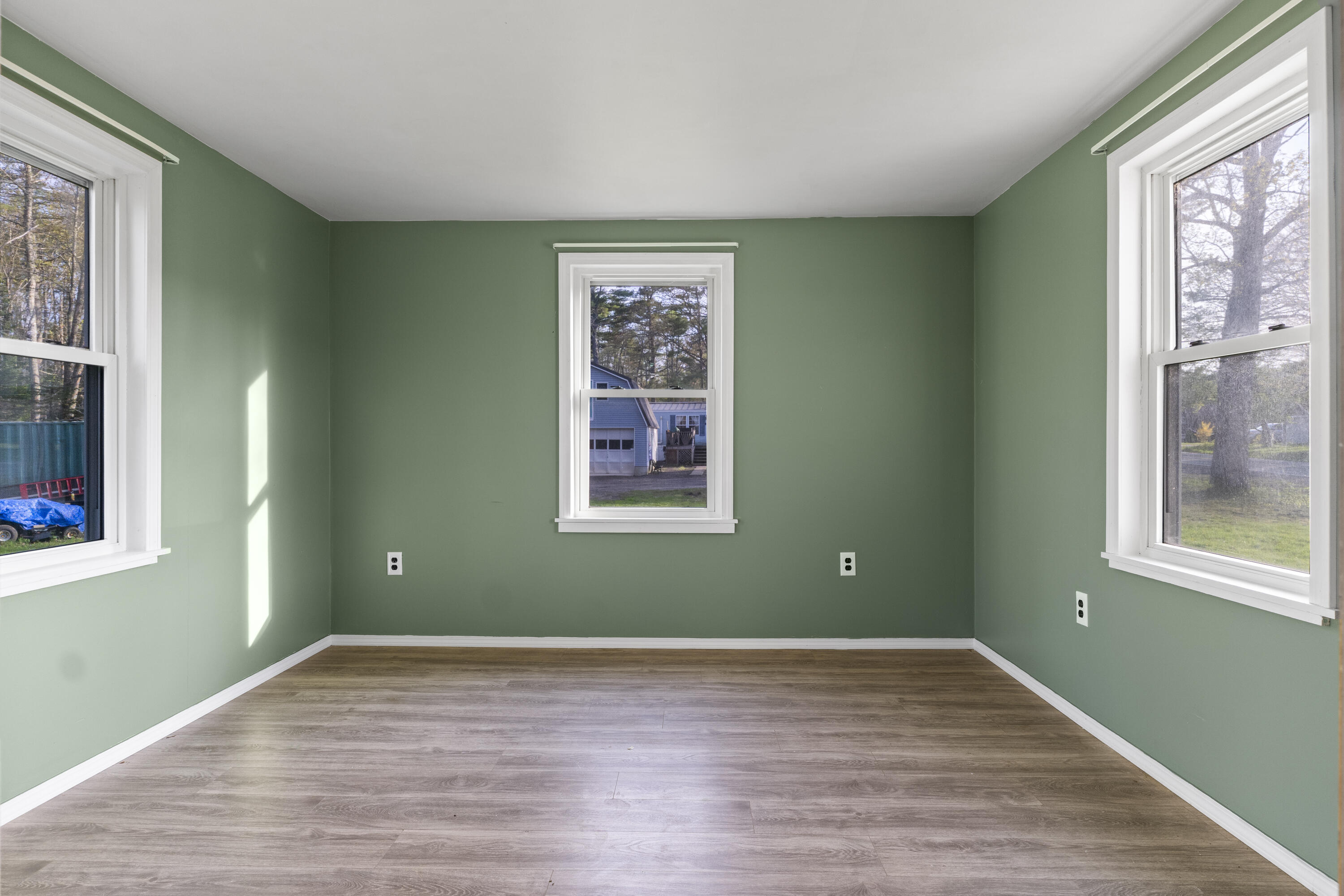 441 Middle Road Woolwich ME 04579