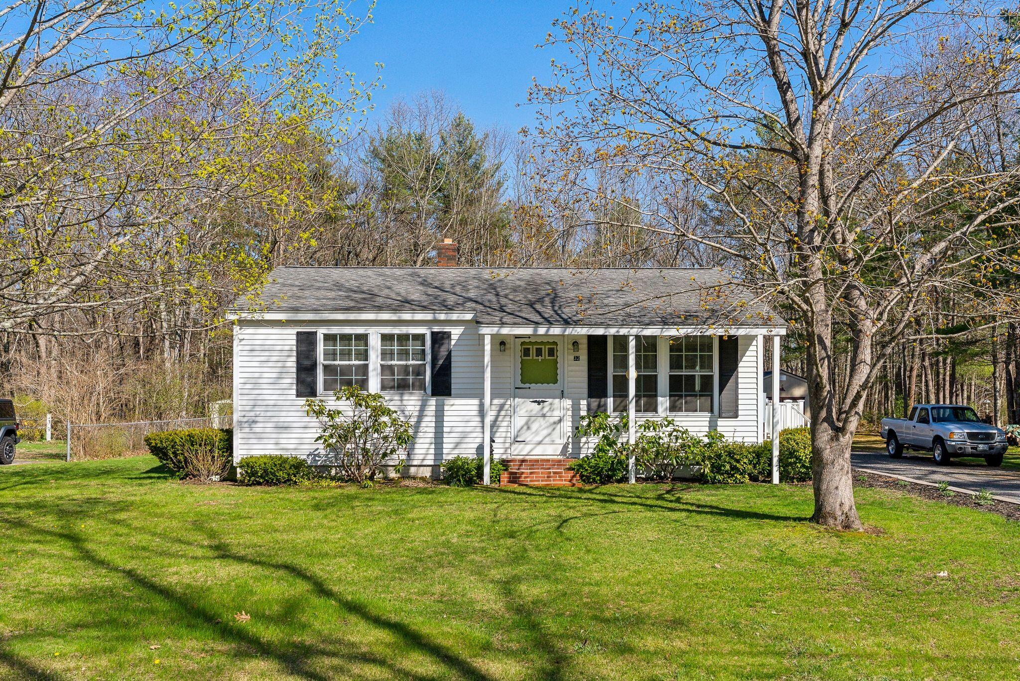 32 Maple Avenue Kennebunk ME 04043