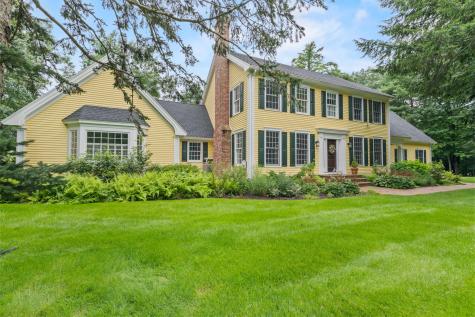 13 Hemlock Lane Falmouth ME 04105