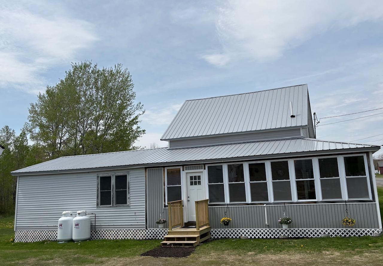 44 Lagrange Road Howland ME 04448