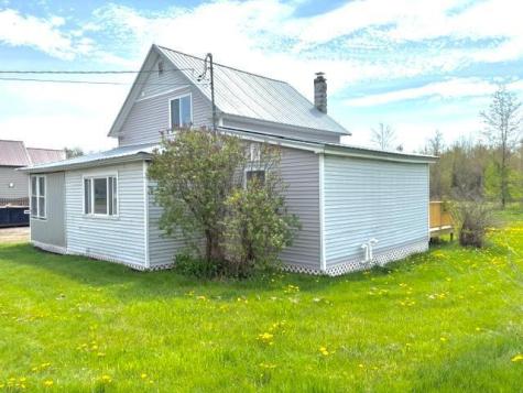 44 Lagrange Road Howland ME 04448