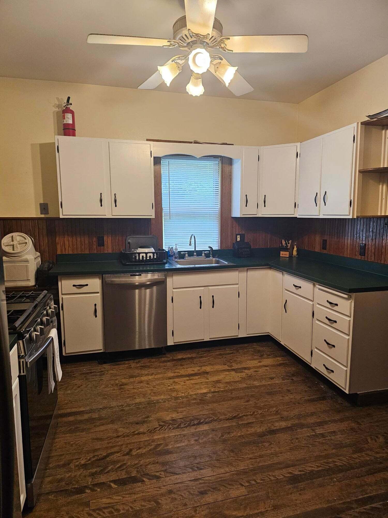 62 Pleasant Street Greenville ME 04441