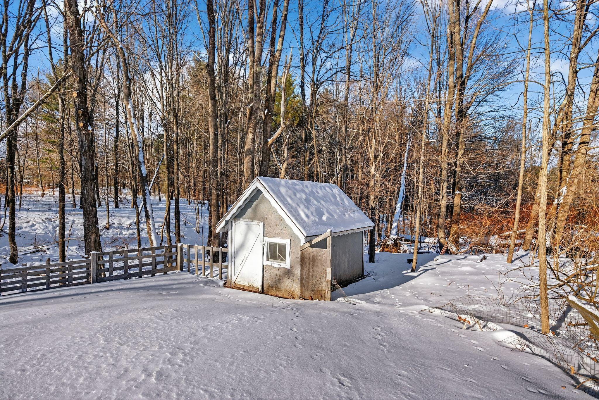 86 Turner Street Buckfield ME 04220