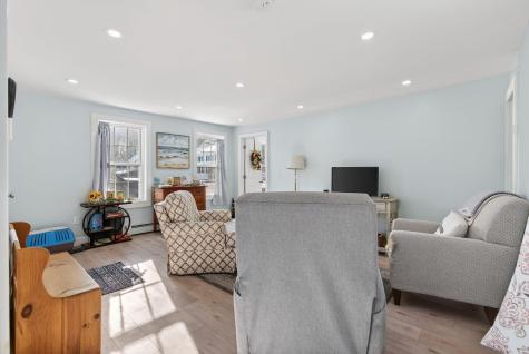 86 Turner Street Buckfield ME 04220