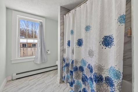 86 Turner Street Buckfield ME 04220