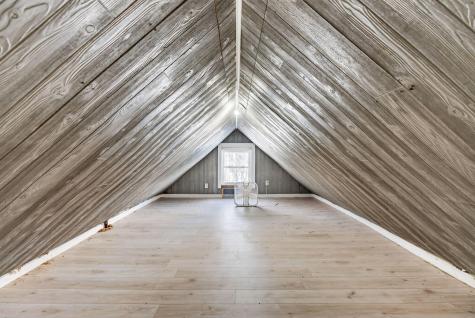 86 Turner Street Buckfield ME 04220