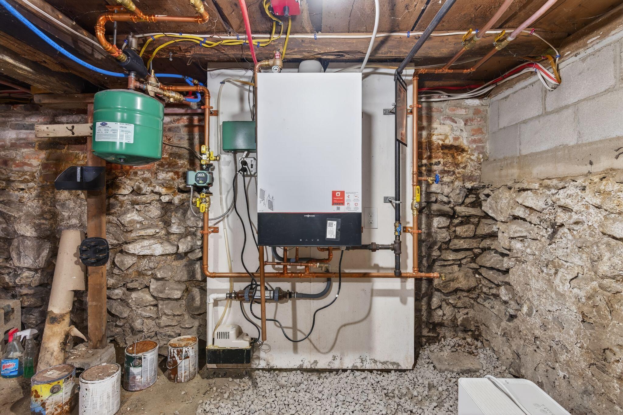 86 Turner Street Buckfield ME 04220