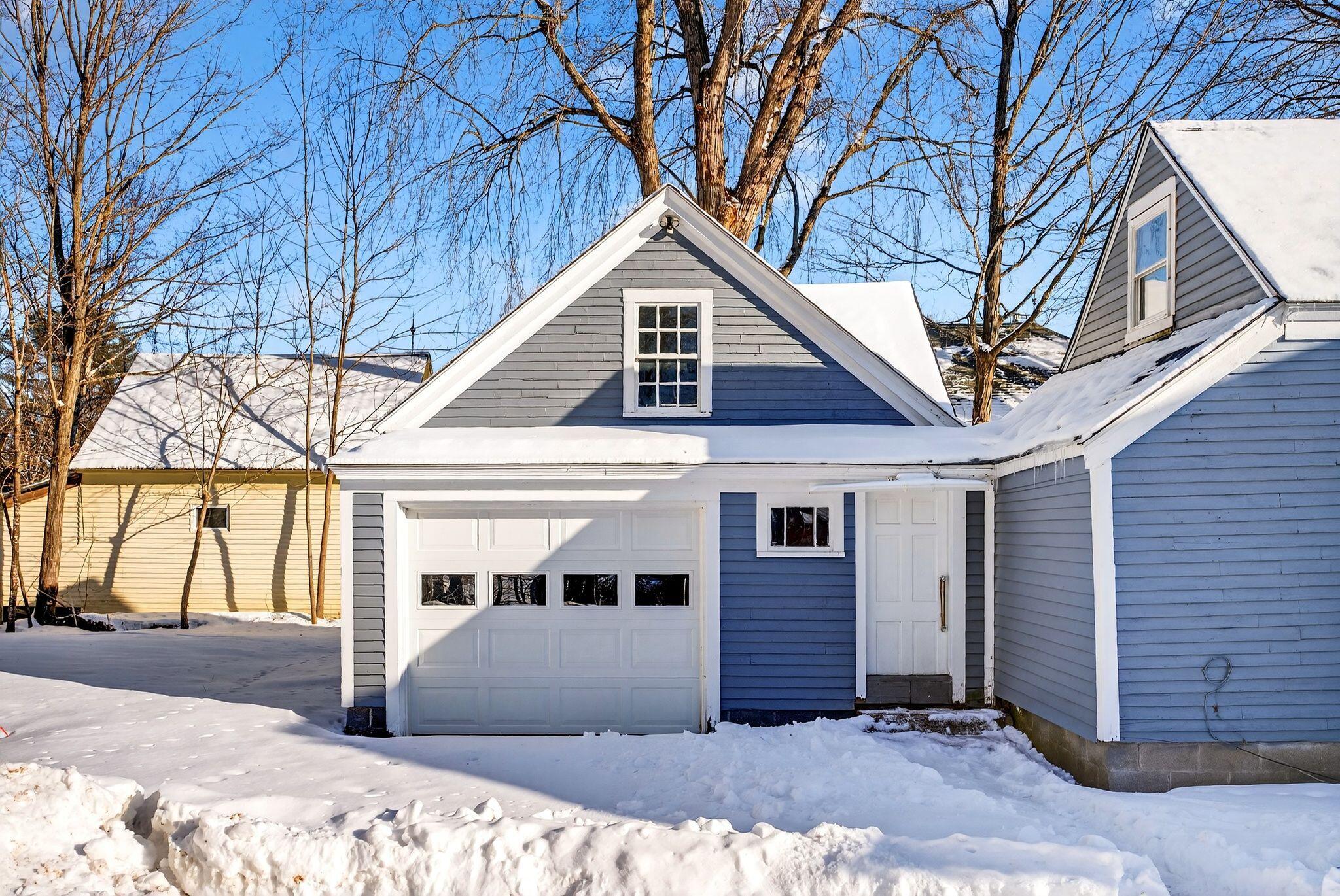 86 Turner Street Buckfield ME 04220