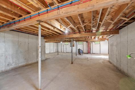 87 N Road Detroit ME 04929