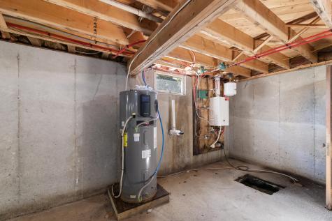 87 N Road Detroit ME 04929