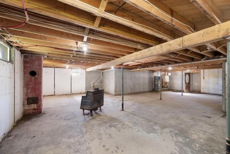 87 N Road Detroit ME 04929