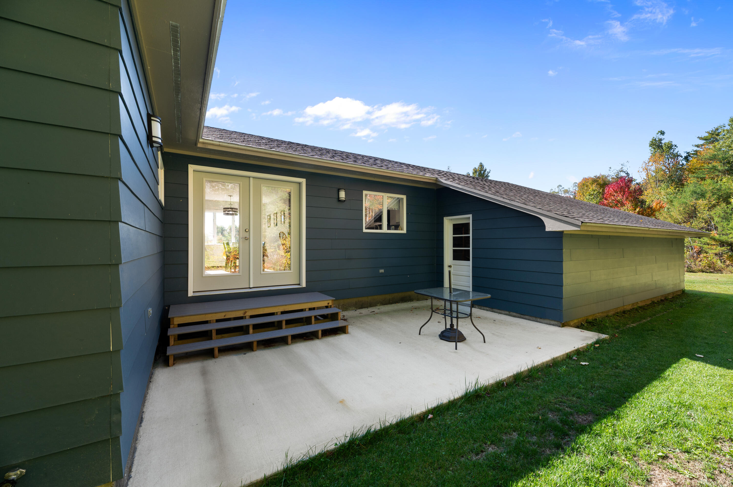 87 N Road Detroit ME 04929